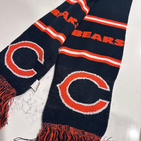 Forever Collectibles Navy and Orange Scarf - Picture 3 of 3